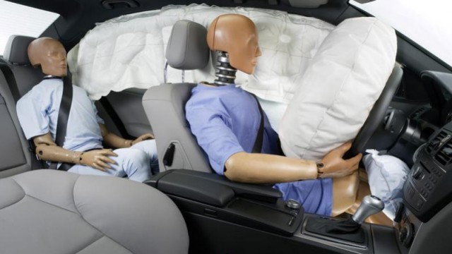 Unfallforscher Airbag