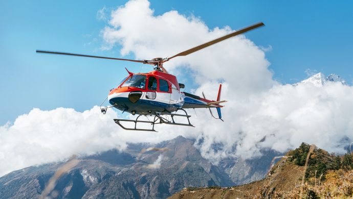 Beitragsfoto zum Blogbeitrag „Wie fliegt ein Hubschrauber?” - Medizinischer Rettungshubschrauber - Genius Die junge WissensCommunity von Daimler